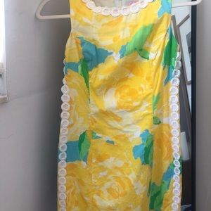 Lilly pulitzer yellow roses shift dress